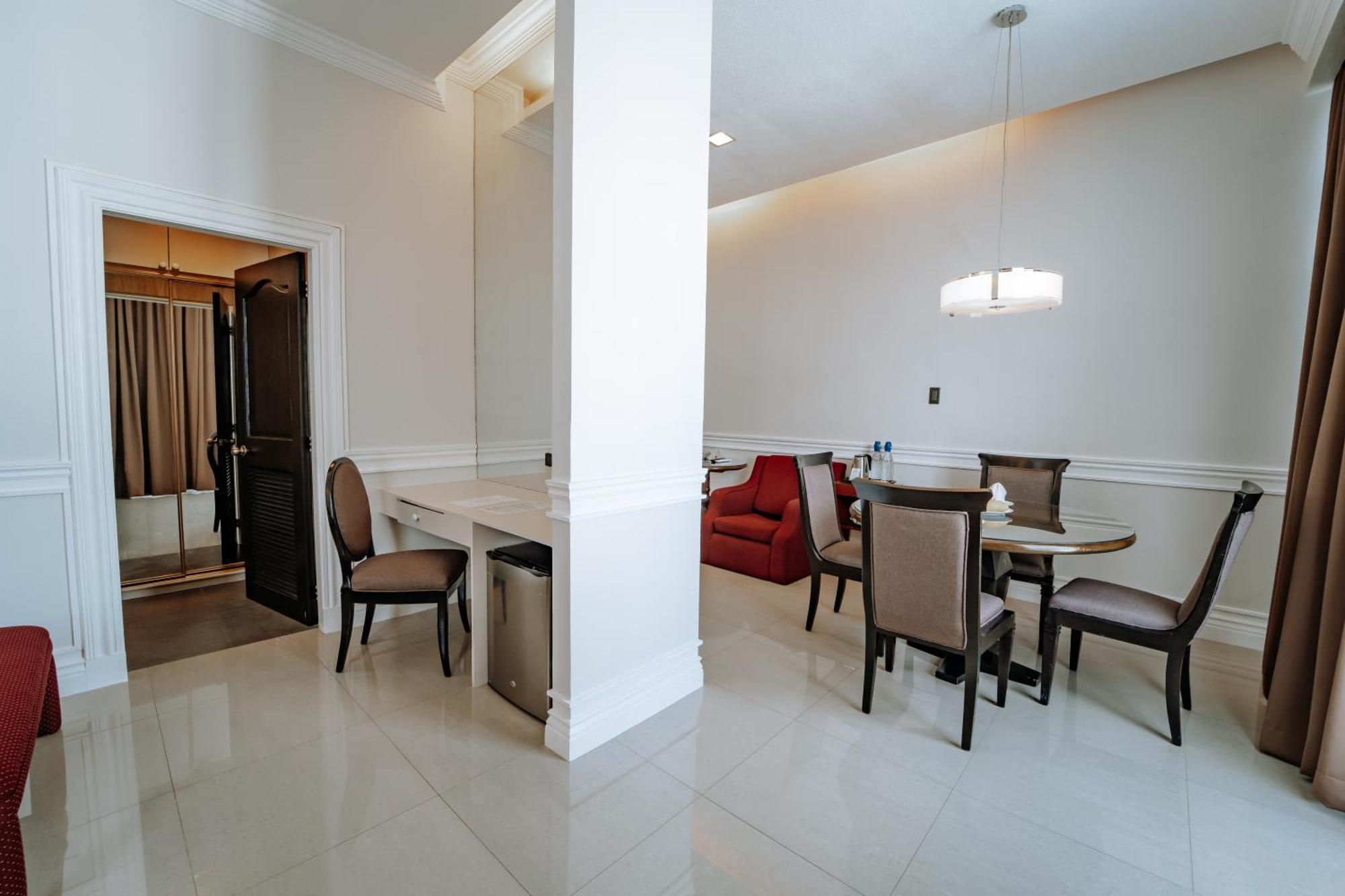 טאגבילראן סיטי Metrocentre Hotel מראה חיצוני תמונה