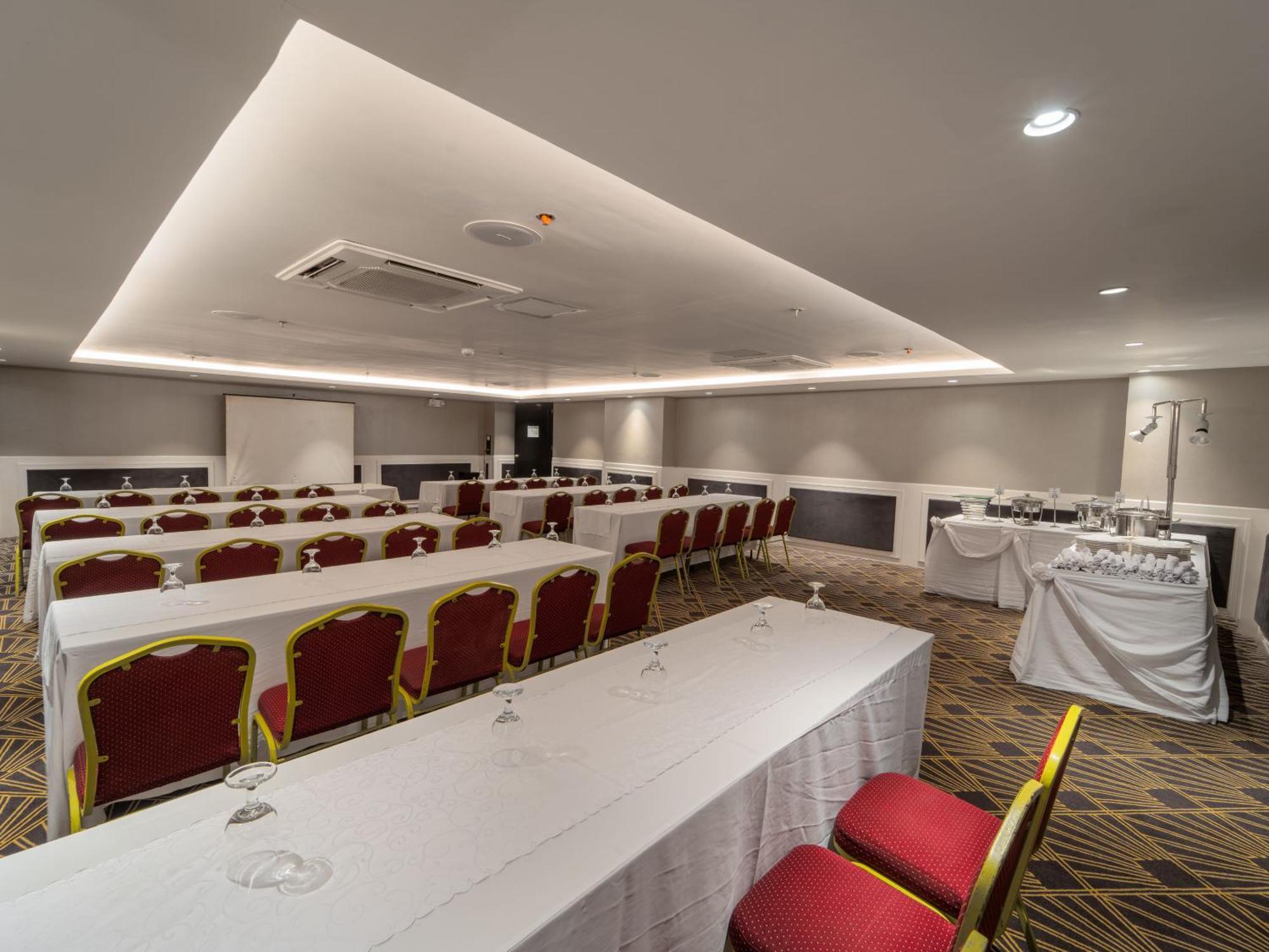 טאגבילראן סיטי Metrocentre Hotel מראה חיצוני תמונה