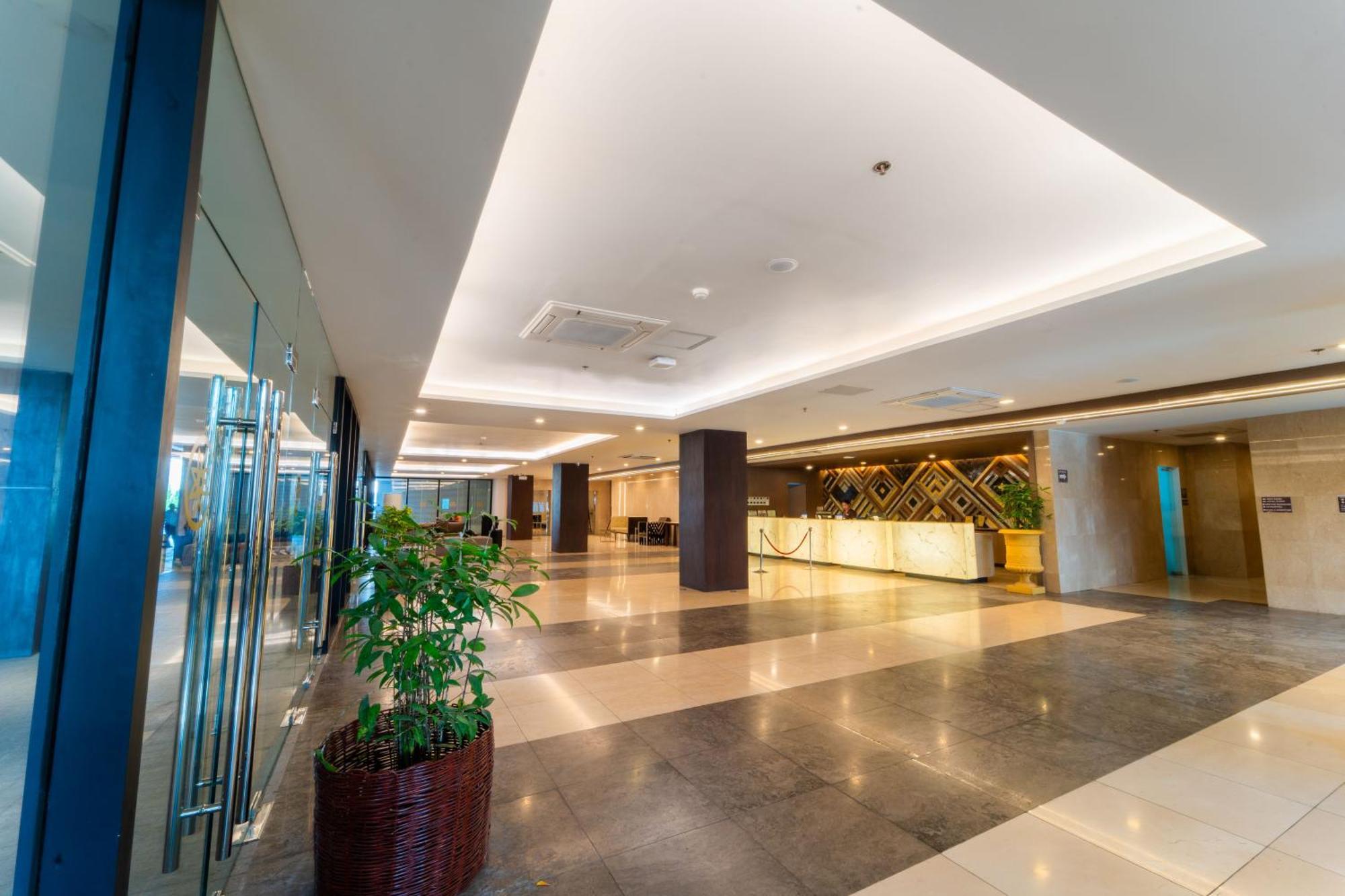 טאגבילראן סיטי Metrocentre Hotel מראה חיצוני תמונה