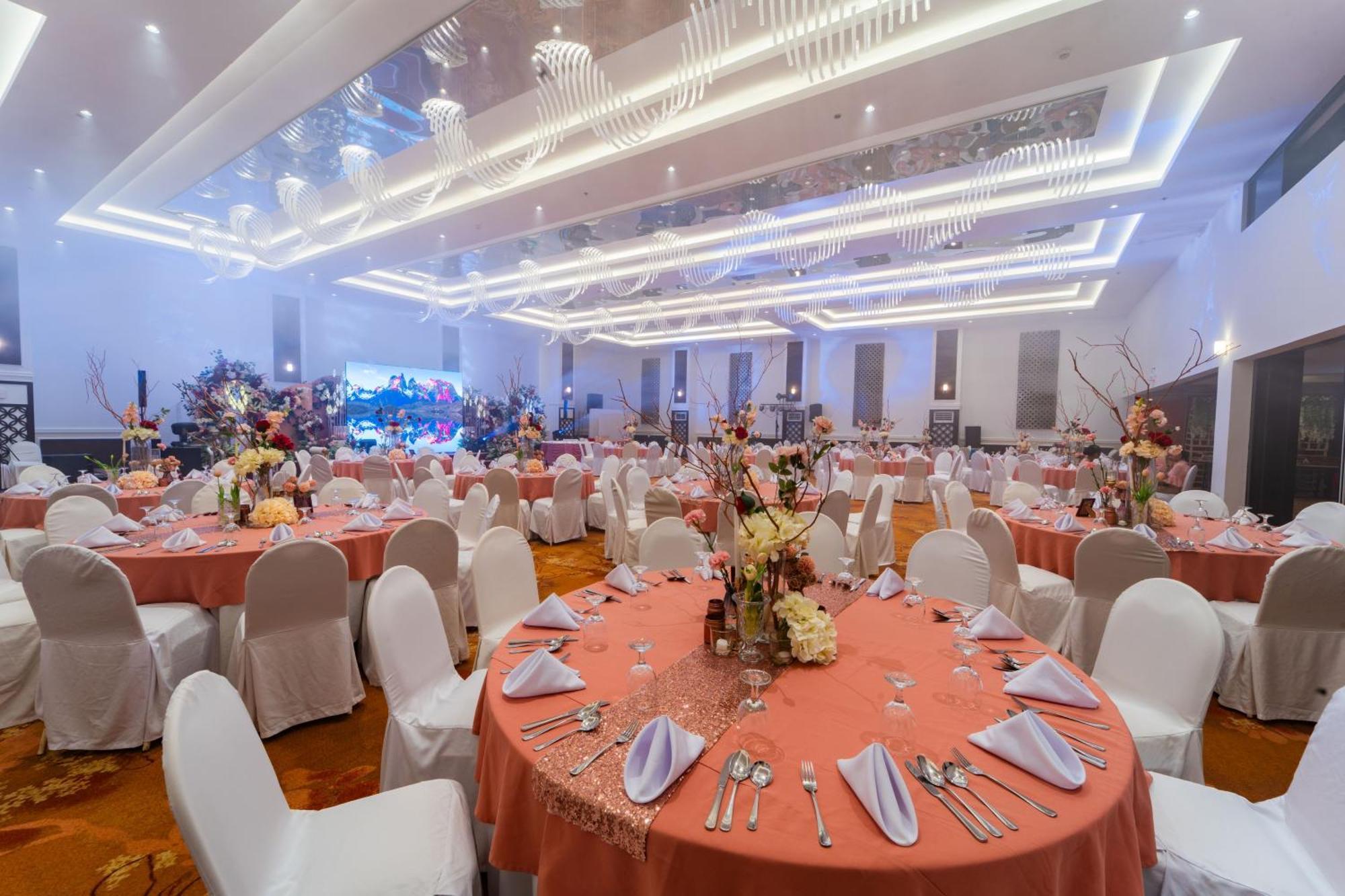טאגבילראן סיטי Metrocentre Hotel מראה חיצוני תמונה